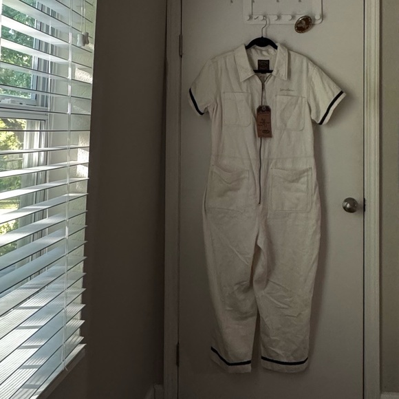 Sendero Provisions Co. The Dolly Jumpsuit - Picture 5 of 9